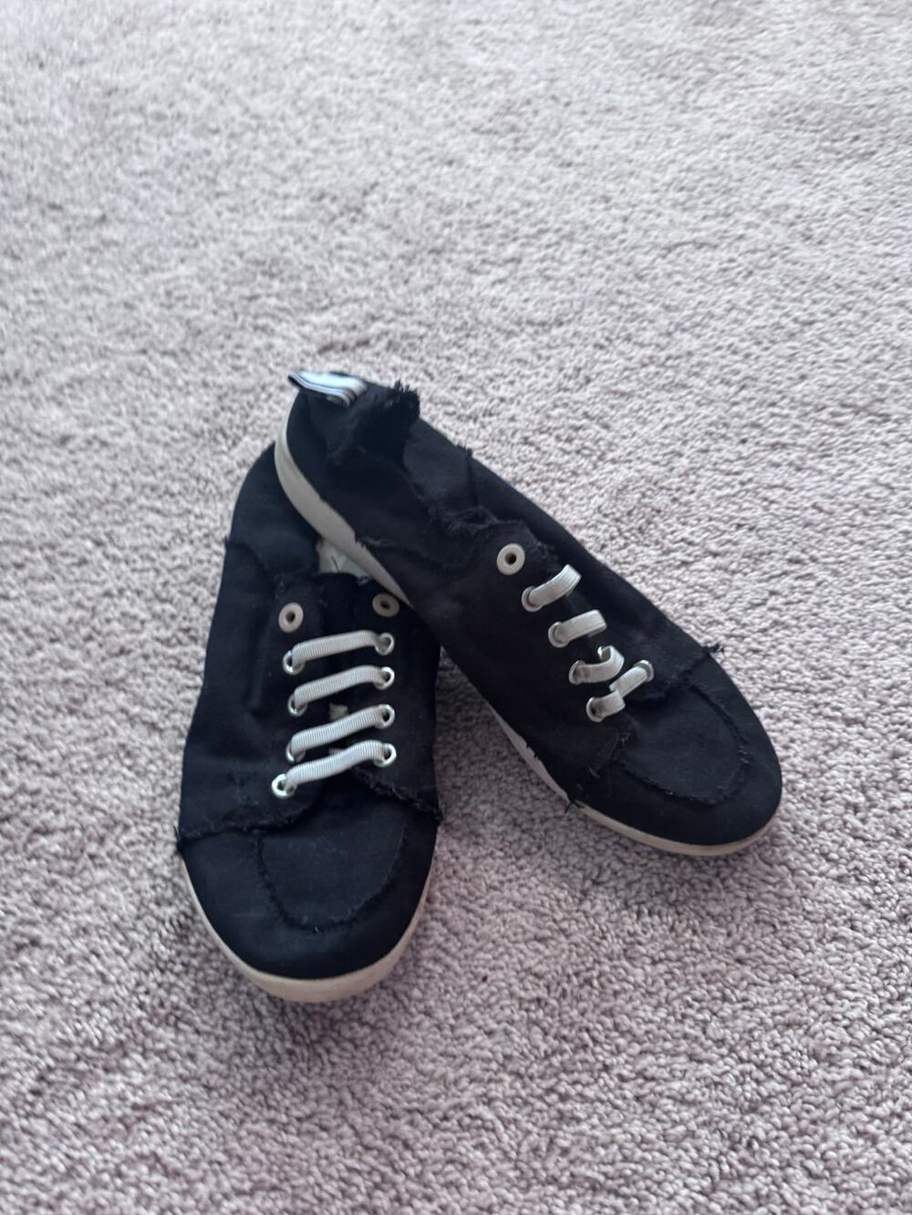 Vionic Beach Elasticized Lace Low Top Sneakers Women's Size 9 Black w/ White